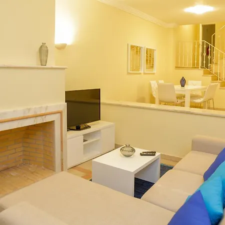 Balaia Blue By Breakfast Villa